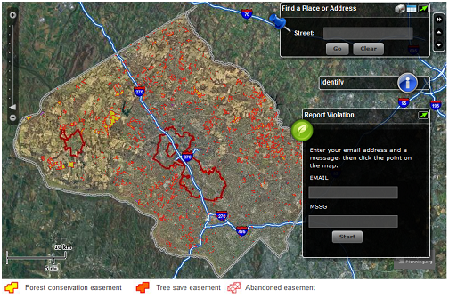 Un exemple d'une carte de collecte de données utilisé pour permettre aux gens de localiser les servitudes de conservation des forêts et signaler les violations de servitude.